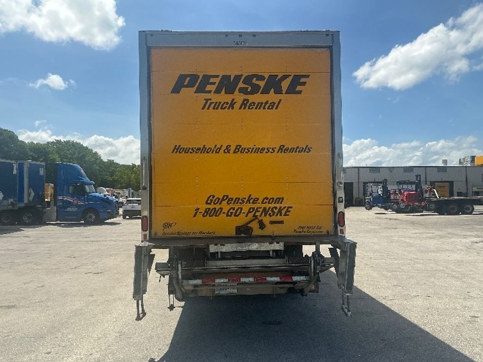 Medium Duty Box Truck-Light and Medium Duty Trucks-Hino-2020-268-Medley-FL-172,015\n\t\tmiles-$ 56,000 - Image 7