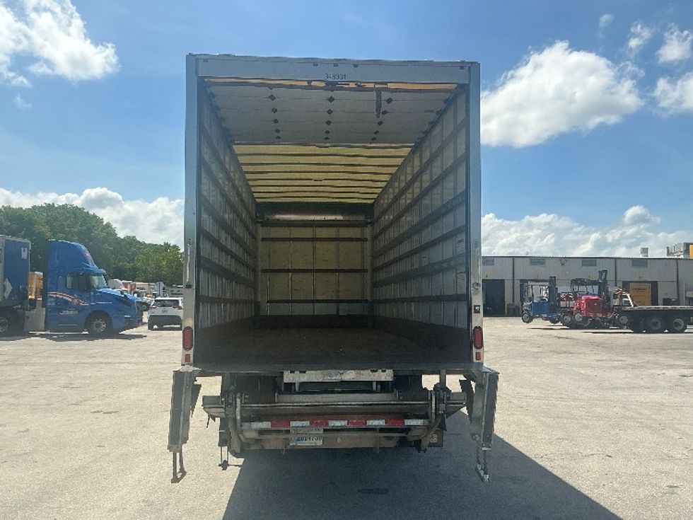 Medium Duty Box Truck-Light and Medium Duty Trucks-Hino-2020-268-Medley-FL-172,015\n\t\tmiles-$ 56,000 - Image 8