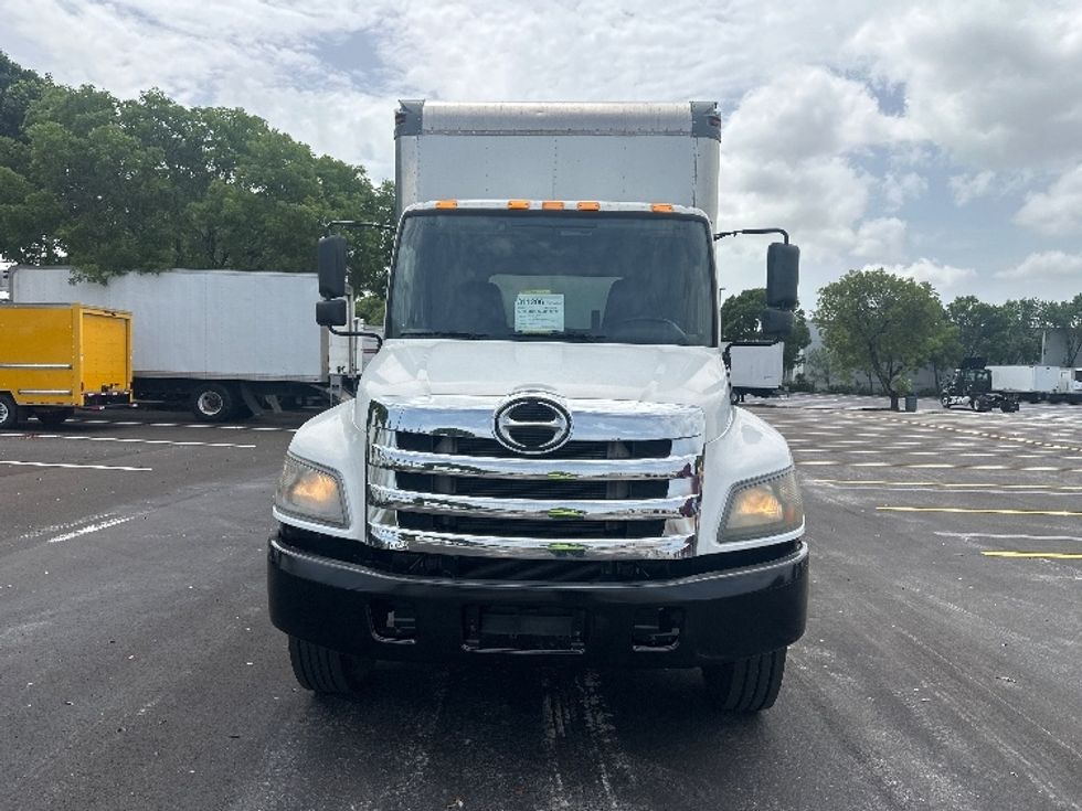 Medium Duty Box Truck-Light and Medium Duty Trucks-Hino-2020-268-Medley-FL-219,483\n\t\tmiles-$ 45,750 - Image 2