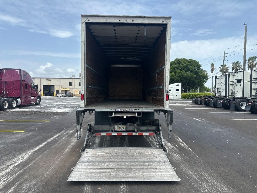 Medium Duty Box Truck-Light and Medium Duty Trucks-Hino-2020-268-Medley-FL-219,483\n\t\tmiles-$ 45,750 - Image 9
