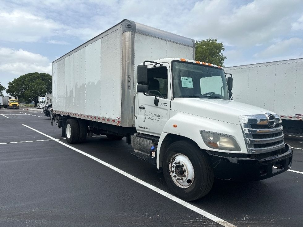Medium Duty Box Truck-Light and Medium Duty Trucks-Hino-2020-268-Medley-FL-223,895\n\t\tmiles-$ 45,000 - Image 1