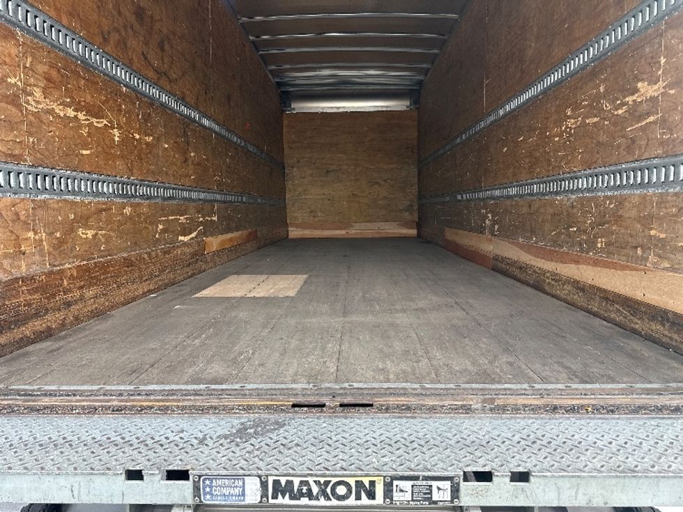 Medium Duty Box Truck-Light and Medium Duty Trucks-Hino-2020-268-Medley-FL-223,895\n\t\tmiles-$ 45,000 - Image 10