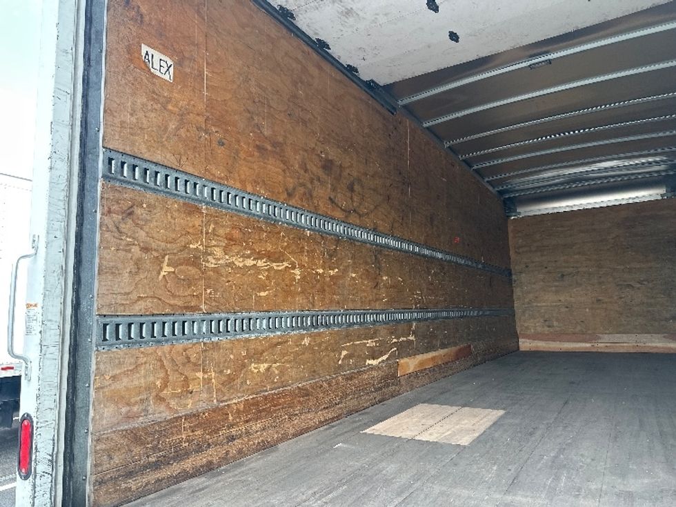 Medium Duty Box Truck-Light and Medium Duty Trucks-Hino-2020-268-Medley-FL-223,895\n\t\tmiles-$ 45,000 - Image 11