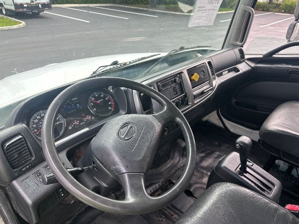 Medium Duty Box Truck-Light and Medium Duty Trucks-Hino-2020-268-Medley-FL-223,895\n\t\tmiles-$ 45,000 - Image 17