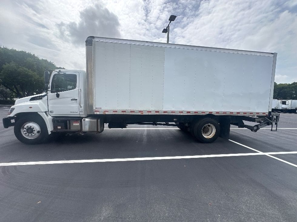 Medium Duty Box Truck-Light and Medium Duty Trucks-Hino-2020-268-Medley-FL-223,895\n\t\tmiles-$ 45,000 - Image 4