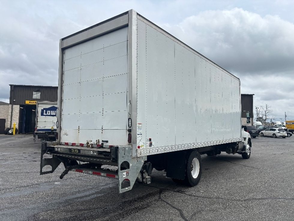 Medium Duty Box Truck-Light and Medium Duty Trucks-Hino-2020-268-Middlefield-OH-216,136\n\t\tmiles-$ 47,500 - Image 13
