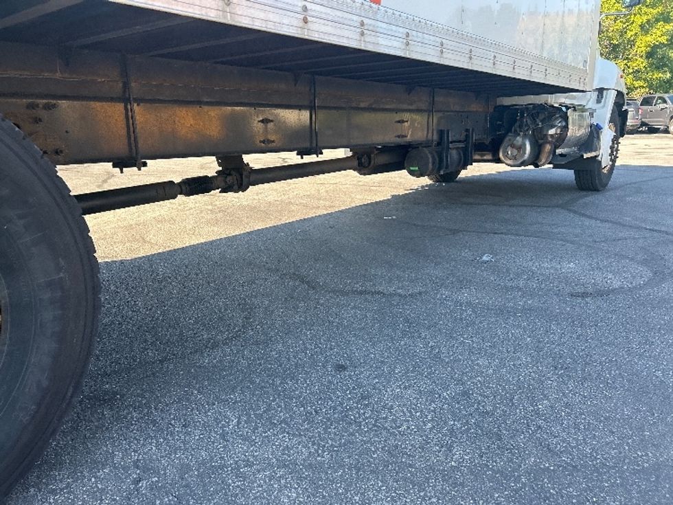 Medium Duty Box Truck-Light and Medium Duty Trucks-Hino-2020-268-Middlefield-OH-216,136\n\t\tmiles-$ 47,500 - Image 14