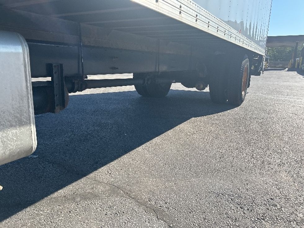 Medium Duty Box Truck-Light and Medium Duty Trucks-Hino-2020-268-Middlefield-OH-216,136\n\t\tmiles-$ 47,500 - Image 5