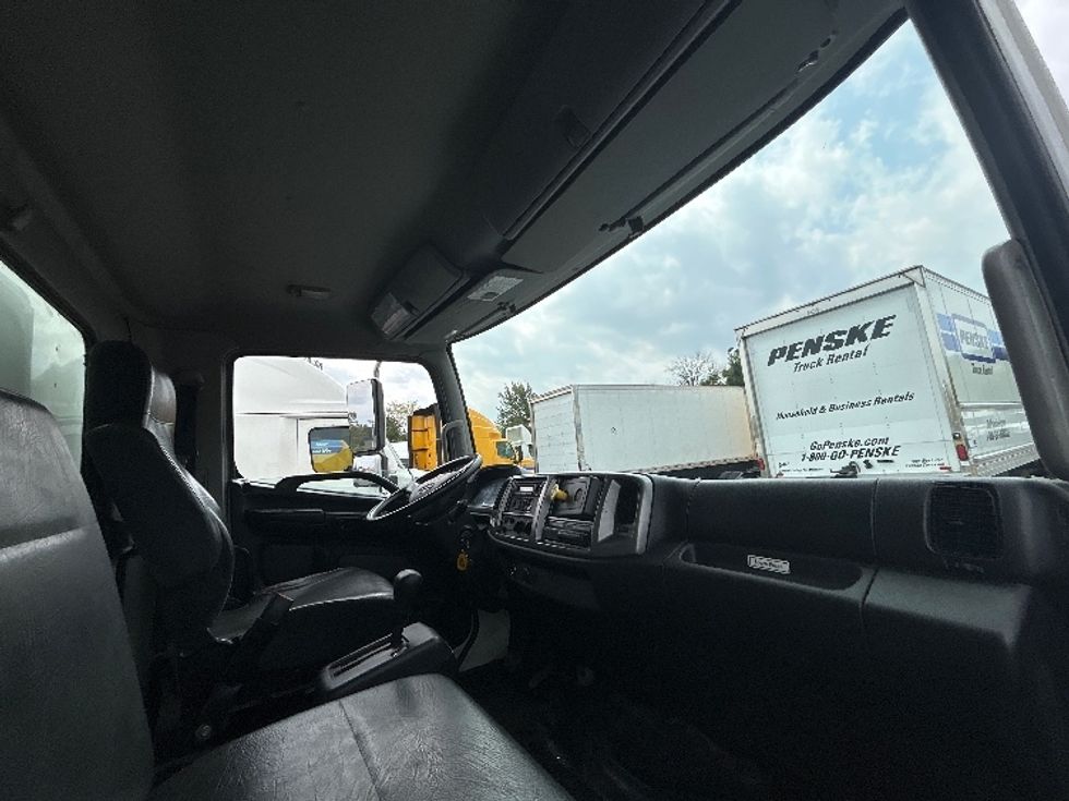 Medium Duty Box Truck-Light and Medium Duty Trucks-Hino-2020-268-Middlefield-OH-228,683\n\t\tmiles-$ 44,750 - Image 12