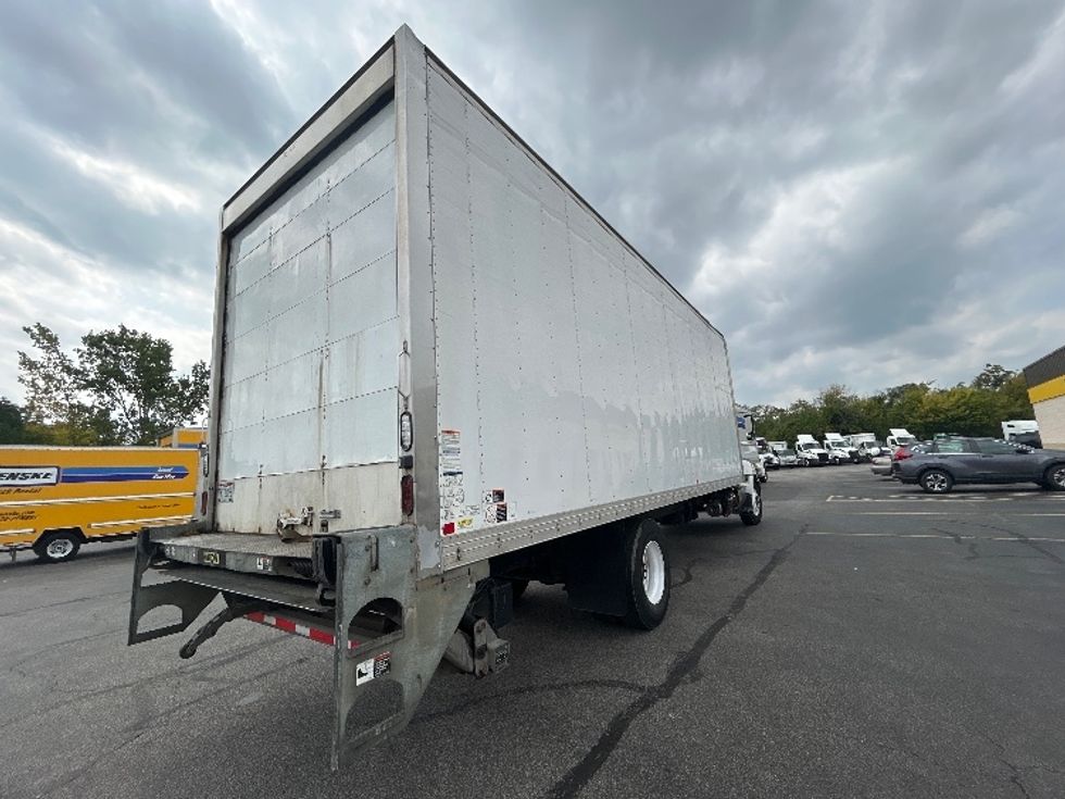 Medium Duty Box Truck-Light and Medium Duty Trucks-Hino-2020-268-Middlefield-OH-228,683\n\t\tmiles-$ 44,750 - Image 13