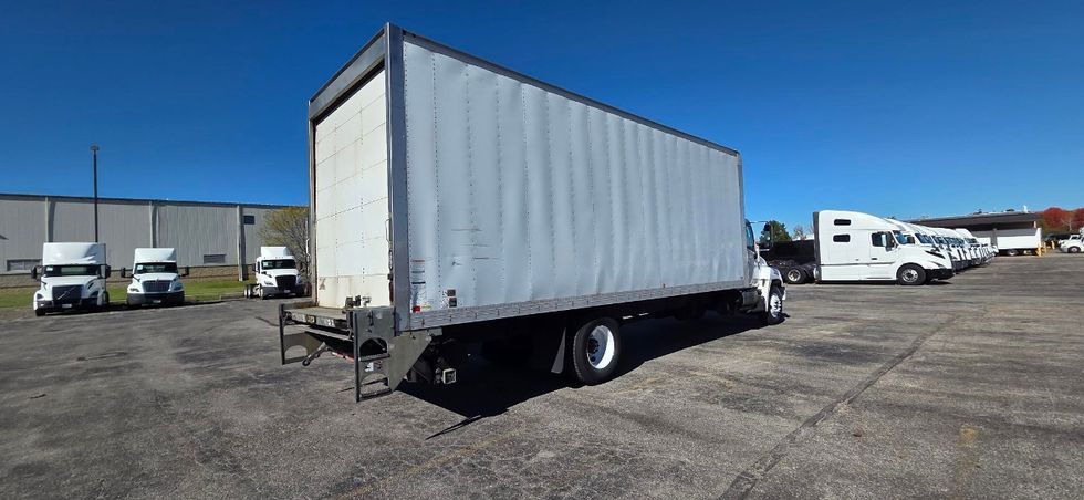 Medium Duty Box Truck-Light and Medium Duty Trucks-Hino-2020-268-Middlefield-OH-231,100\n\t\tmiles-$ 45,000 - Image 13