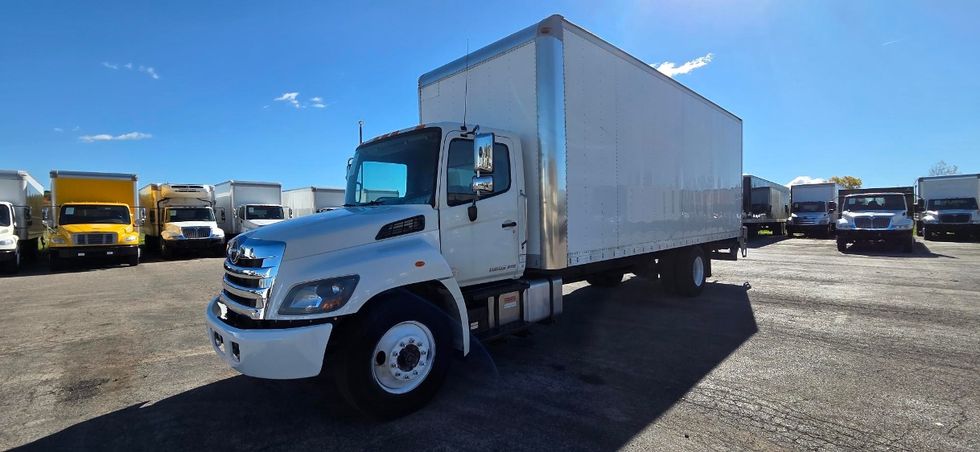 Medium Duty Box Truck-Light and Medium Duty Trucks-Hino-2020-268-Middlefield-OH-231,100\n\t\tmiles-$ 45,000 - Image 3