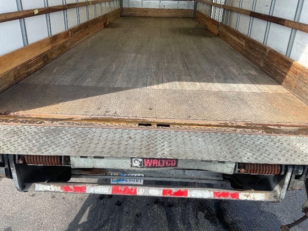 Medium Duty Box Truck-Light and Medium Duty Trucks-Hino-2020-268-Milwaukee-WI-177,647\n\t\tmiles-$ 55,500 - Image 10