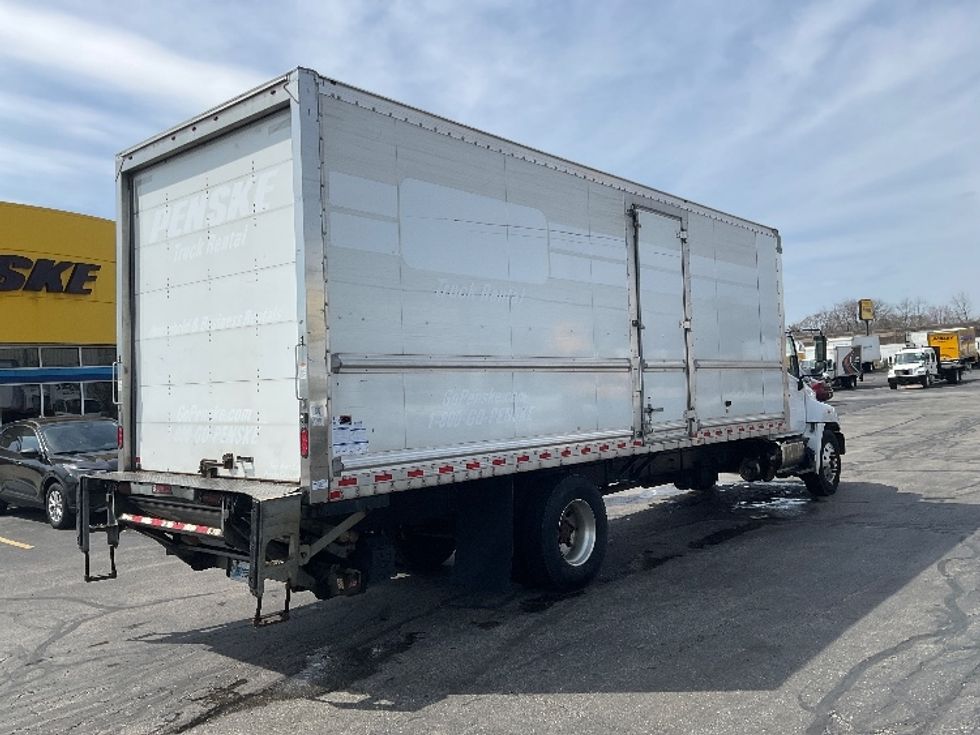 Medium Duty Box Truck-Light and Medium Duty Trucks-Hino-2020-268-Milwaukee-WI-177,647\n\t\tmiles-$ 55,500 - Image 13