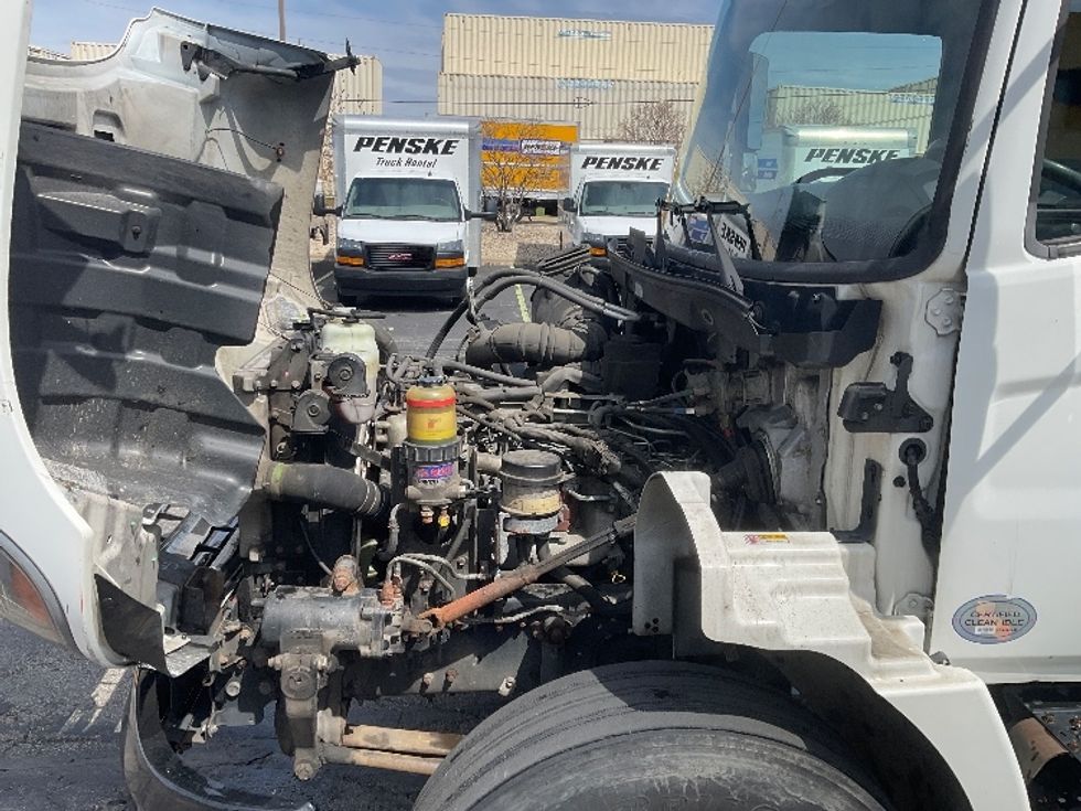 Medium Duty Box Truck-Light and Medium Duty Trucks-Hino-2020-268-Milwaukee-WI-177,647\n\t\tmiles-$ 55,500 - Image 24