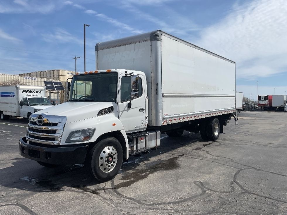 Medium Duty Box Truck-Light and Medium Duty Trucks-Hino-2020-268-Milwaukee-WI-177,647\n\t\tmiles-$ 55,500 - Image 3
