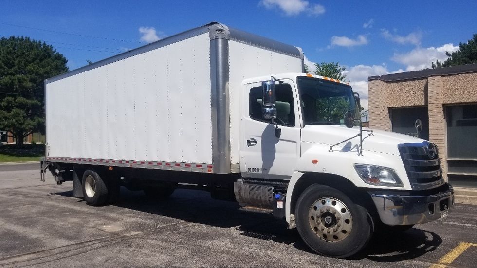 Medium Duty Box Truck-Light and Medium Duty Trucks-Hino-2020-268-Mississauga-ON-100,915\n\t\tkm-$ 75,500 - Image 1