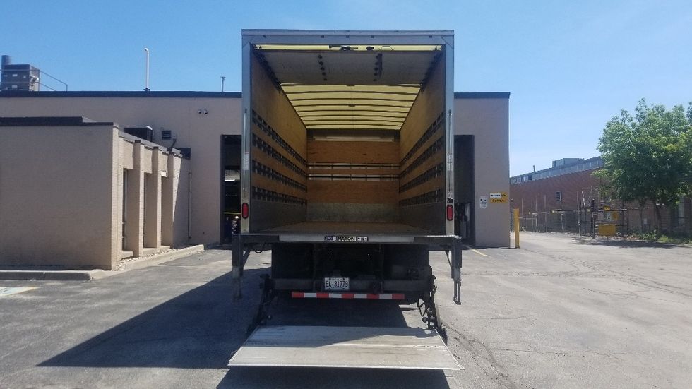 Medium Duty Box Truck-Light and Medium Duty Trucks-Hino-2020-268-Mississauga-ON-100,915\n\t\tkm-$ 75,500 - Image 9