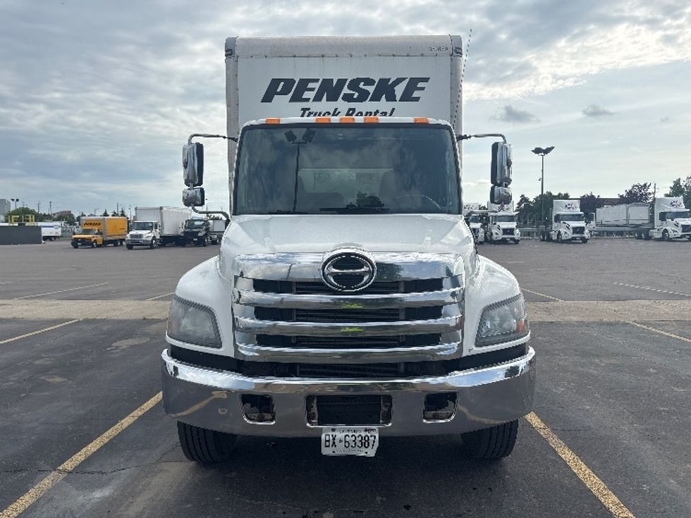 Medium Duty Box Truck-Light and Medium Duty Trucks-Hino-2020-268-Mississauga-ON-235,776\n\t\tkm-$ 72,500 - Image 2