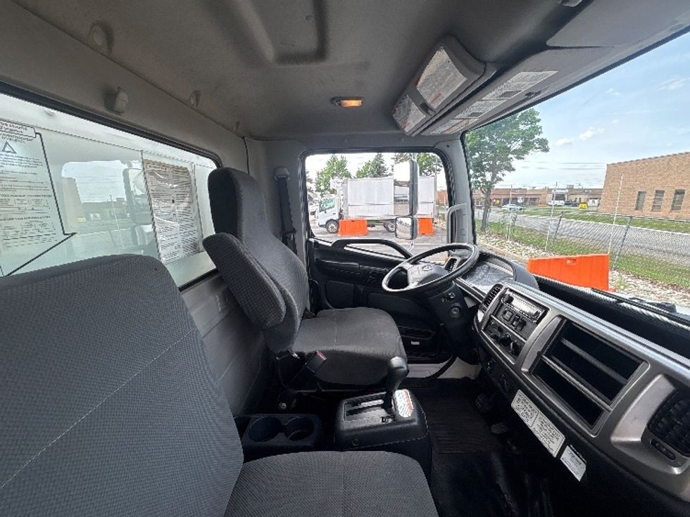Medium Duty Box Truck-Light and Medium Duty Trucks-Hino-2020-268-Mississauga-ON-235,776\n\t\tkm-$ 72,500 - Image 22