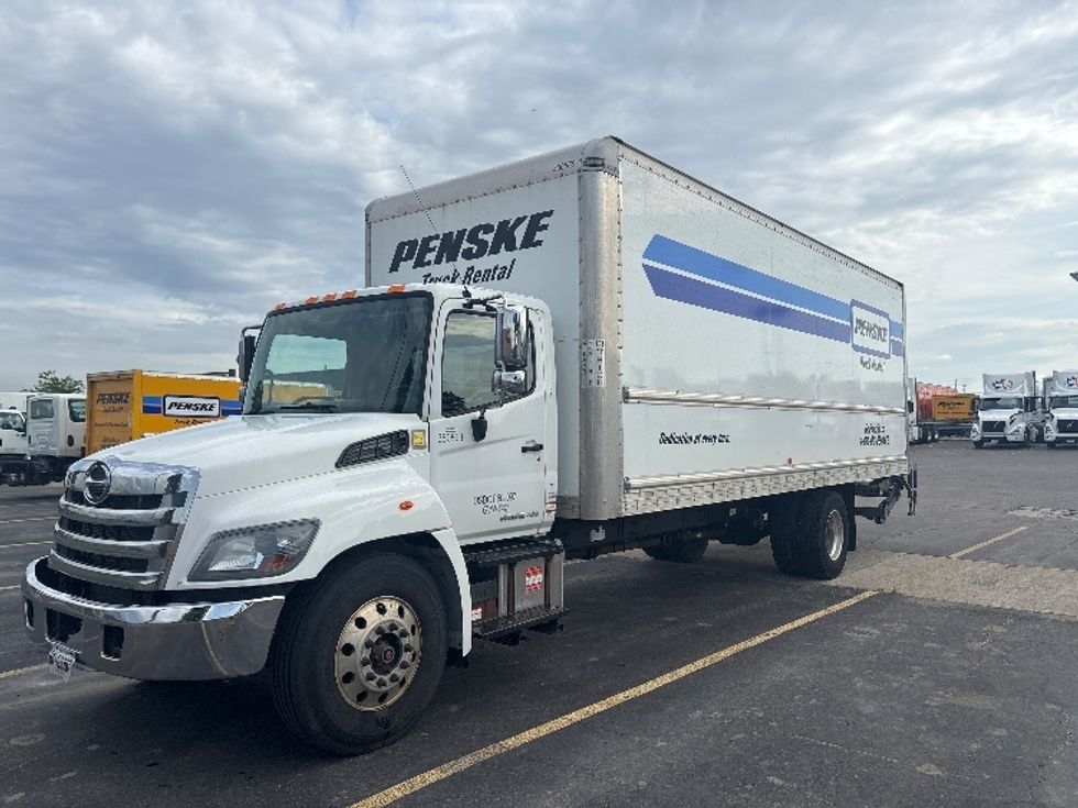 Medium Duty Box Truck-Light and Medium Duty Trucks-Hino-2020-268-Mississauga-ON-235,776\n\t\tkm-$ 72,500 - Image 3