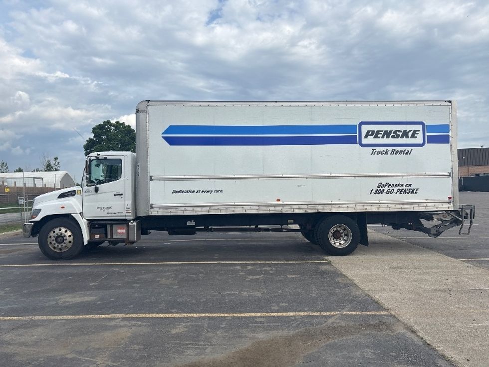 Medium Duty Box Truck-Light and Medium Duty Trucks-Hino-2020-268-Mississauga-ON-235,776\n\t\tkm-$ 72,500 - Image 4