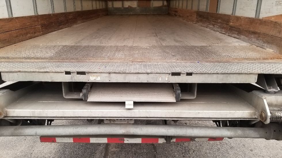 Medium Duty Box Truck-Light and Medium Duty Trucks-Hino-2020-268-Mississauga-ON-281,612\n\t\tkm-$ 68,750 - Image 10