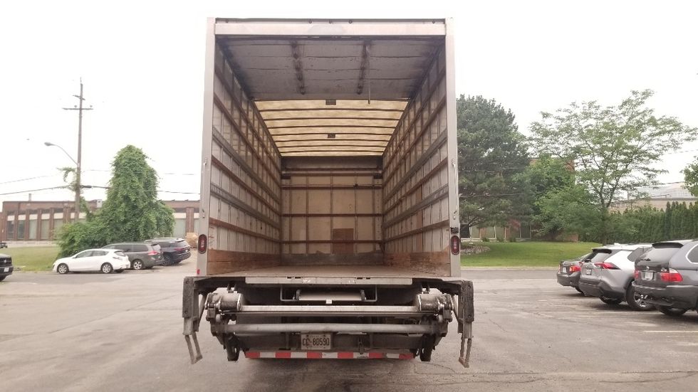 Medium Duty Box Truck-Light and Medium Duty Trucks-Hino-2020-268-Mississauga-ON-281,612\n\t\tkm-$ 68,750 - Image 8
