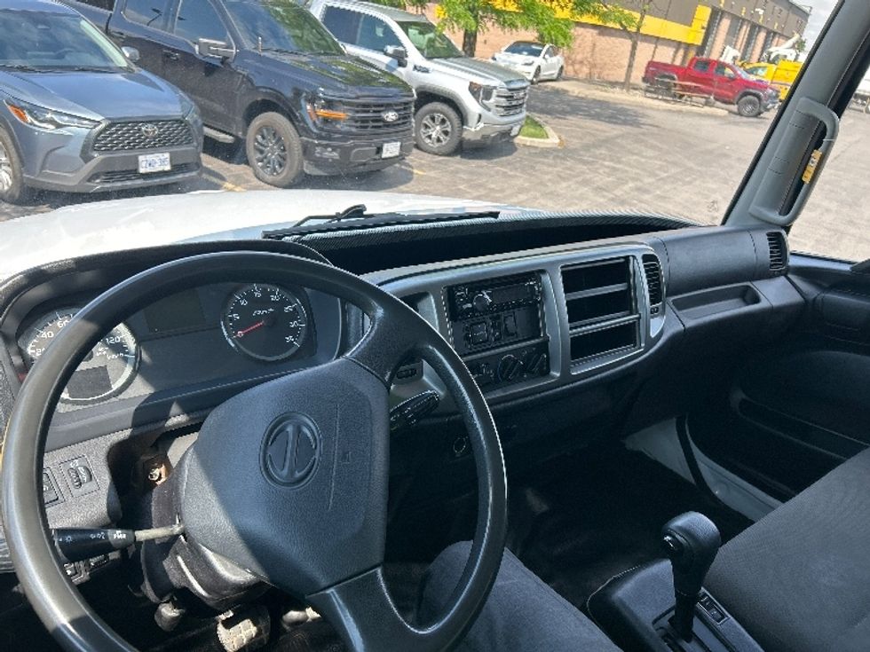 Medium Duty Box Truck-Light and Medium Duty Trucks-Hino-2020-268-Mississauga-ON-321,264\n\t\tkm-$ 60,250 - Image 17
