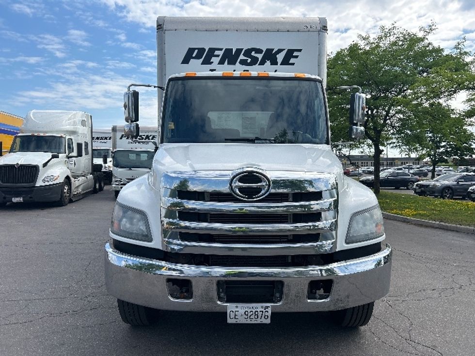 Medium Duty Box Truck-Light and Medium Duty Trucks-Hino-2020-268-Mississauga-ON-321,264\n\t\tkm-$ 60,250 - Image 2
