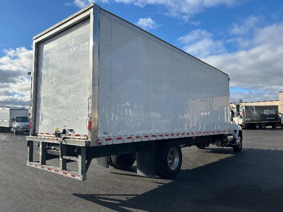 Medium Duty Box Truck-Light and Medium Duty Trucks-Hino-2020-268-Mississauga-ON-67,474\n\t\tkm-$ 78,000 - Image 13