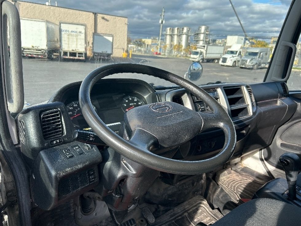 Medium Duty Box Truck-Light and Medium Duty Trucks-Hino-2020-268-Mississauga-ON-67,474\n\t\tkm-$ 78,000 - Image 17