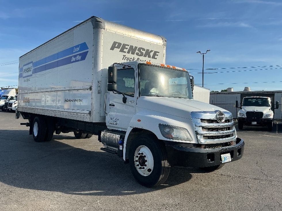 Medium Duty Box Truck-Light and Medium Duty Trucks-Hino-2020-268-Moberly-MO-149,993\n\t\tmiles-$ 61,250 - Image 1