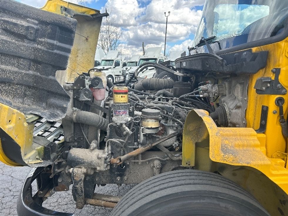 Medium Duty Box Truck-Light and Medium Duty Trucks-Hino-2020-268-Obetz-OH-198,943\n\t\tmiles-$ 47,500 - Image 24