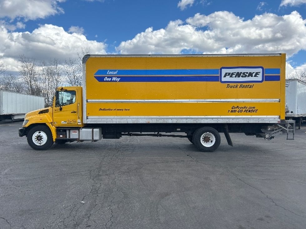 Medium Duty Box Truck-Light and Medium Duty Trucks-Hino-2020-268-Obetz-OH-198,943\n\t\tmiles-$ 47,500 - Image 4