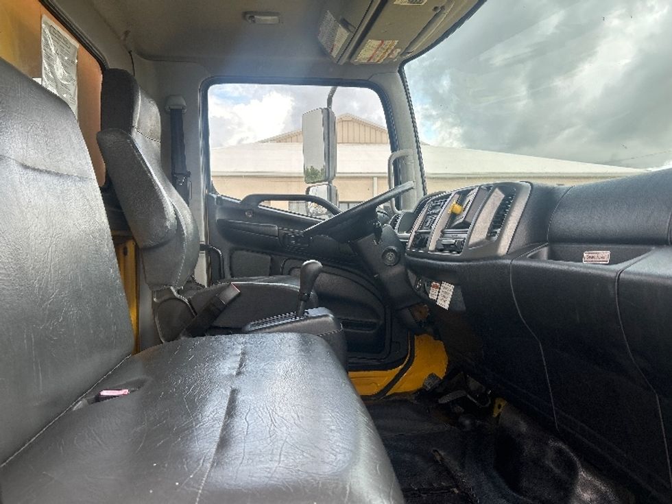 Medium Duty Box Truck-Light and Medium Duty Trucks-Hino-2020-268-Ocala-FL-147,489\n\t\tmiles-$ 58,750 - Image 21