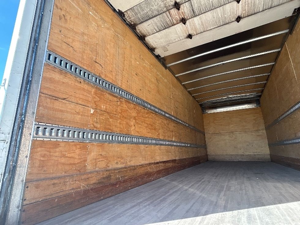 Medium Duty Box Truck-Light and Medium Duty Trucks-Hino-2020-268-Oklahoma City-OK-206,492\n\t\tmiles-$ 46,750 - Image 11