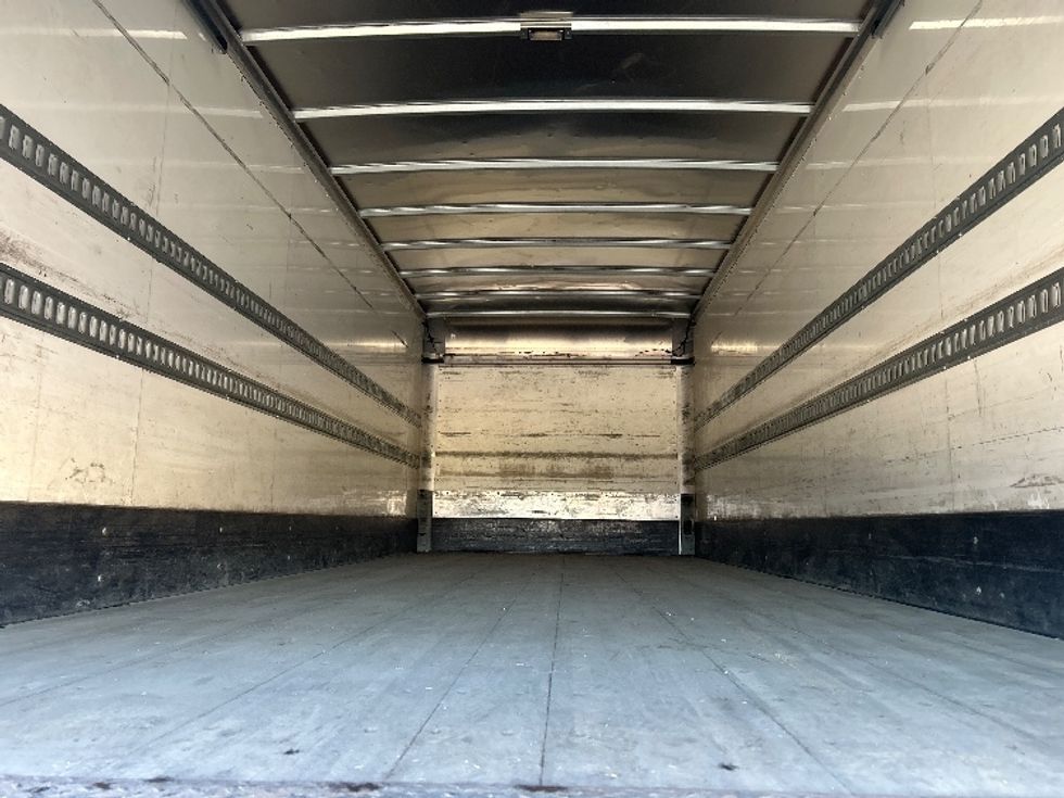 Medium Duty Box Truck-Light and Medium Duty Trucks-Hino-2020-268-Oklahoma City-OK-279,979\n\t\tmiles-$ 35,000 - Image 8