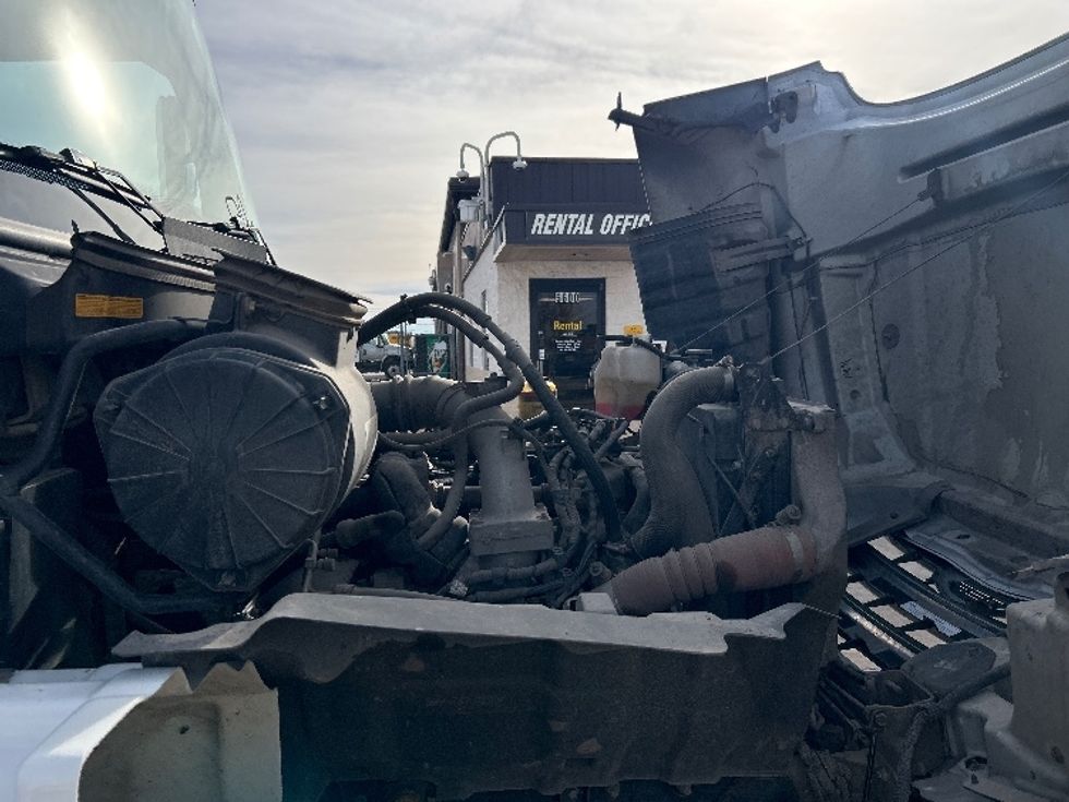 Medium Duty Box Truck-Light and Medium Duty Trucks-Hino-2020-268-Oklahoma City-OK-296,266\n\t\tmiles-$ 31,000 - Image 23