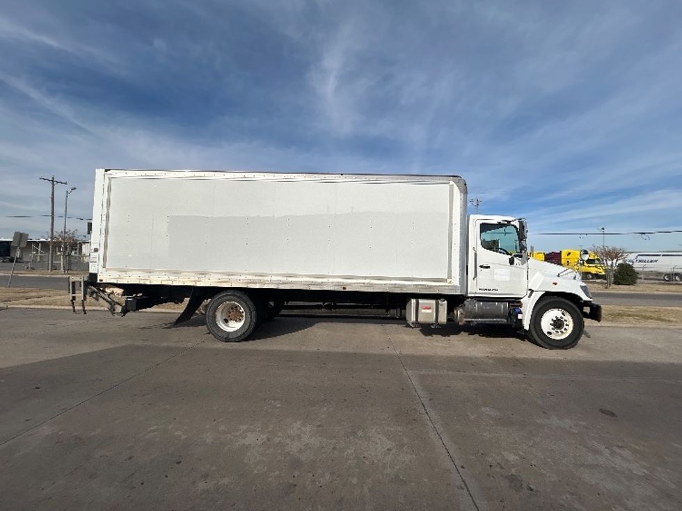 Medium Duty Box Truck-Light and Medium Duty Trucks-Hino-2020-268-Oklahoma City-OK-309,360\n\t\tmiles-$ 28,750 - Image 15