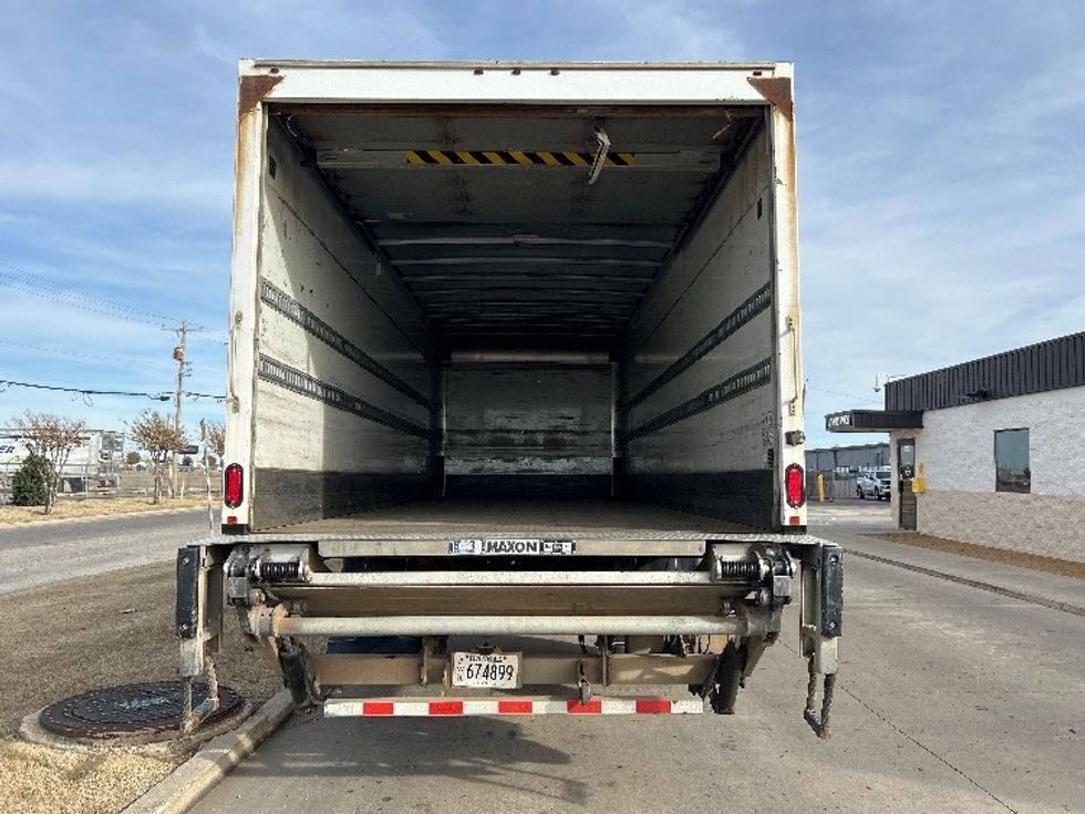 Medium Duty Box Truck-Light and Medium Duty Trucks-Hino-2020-268-Oklahoma City-OK-309,360\n\t\tmiles-$ 28,750 - Image 8