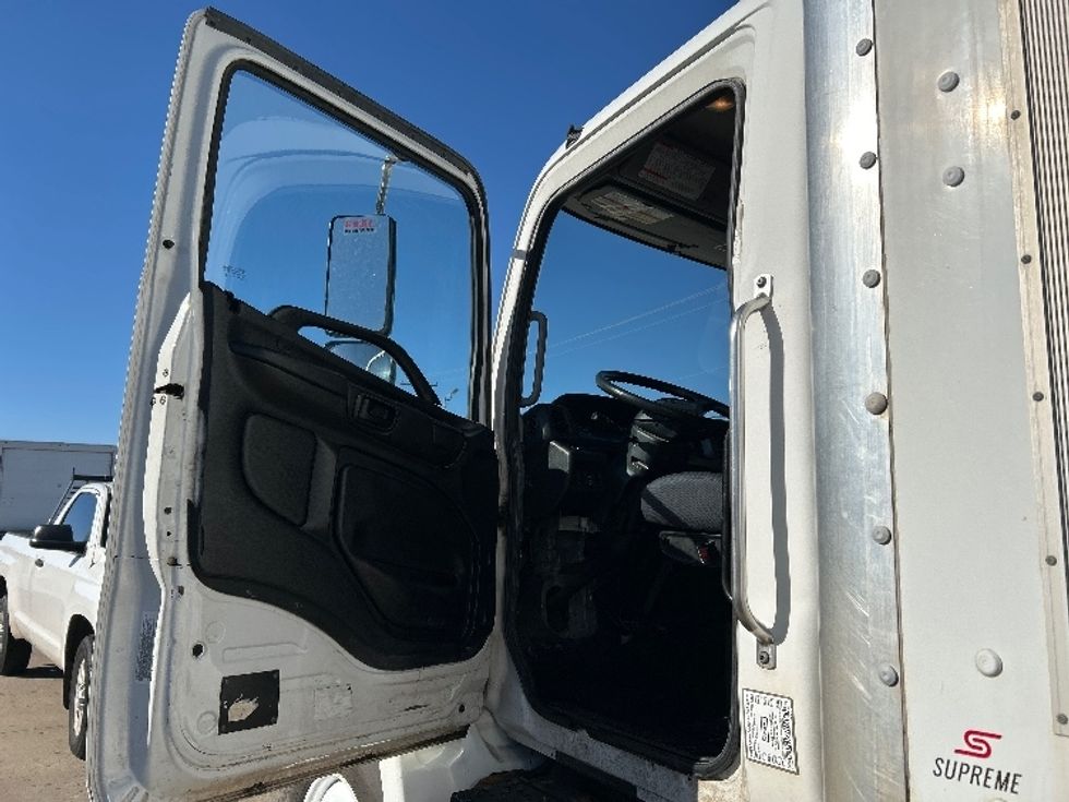 Medium Duty Box Truck-Light and Medium Duty Trucks-Hino-2020-268-Oklahoma City-OK-315,468\n\t\tmiles-$ 28,000 - Image 16