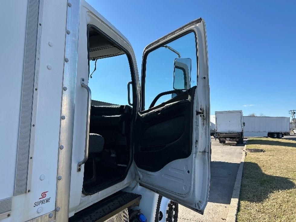 Medium Duty Box Truck-Light and Medium Duty Trucks-Hino-2020-268-Oklahoma City-OK-315,468\n\t\tmiles-$ 28,000 - Image 20