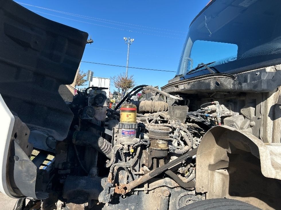 Medium Duty Box Truck-Light and Medium Duty Trucks-Hino-2020-268-Oklahoma City-OK-315,468\n\t\tmiles-$ 28,000 - Image 24