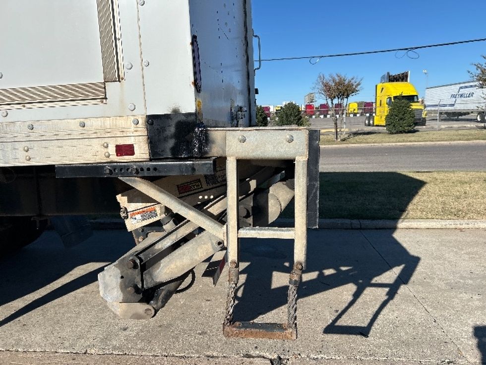 Medium Duty Box Truck-Light and Medium Duty Trucks-Hino-2020-268-Oklahoma City-OK-315,468\n\t\tmiles-$ 28,000 - Image 26