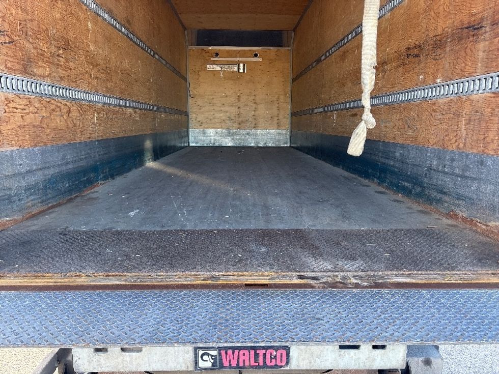 Medium Duty Box Truck-Light and Medium Duty Trucks-Hino-2020-268-Ottawa-ON-217,976\n\t\tkm-$ 78,000 - Image 10