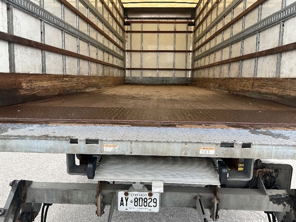 Medium Duty Box Truck-Light and Medium Duty Trucks-Hino-2020-268-Ottawa-ON-239,430\n\t\tkm-$ 74,500 - Image 10