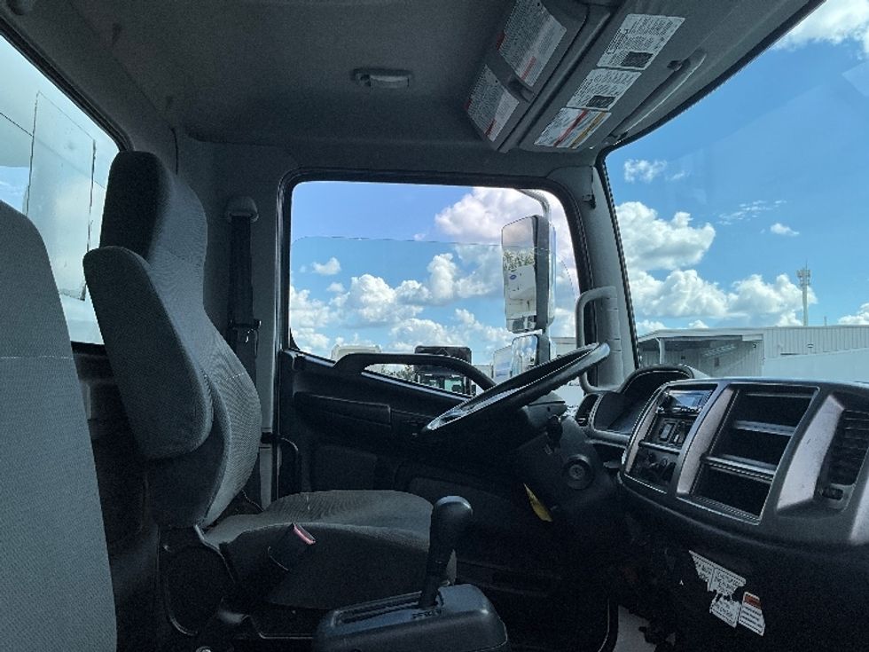 Medium Duty Box Truck-Light and Medium Duty Trucks-Hino-2020-268-Ottawa-ON-264,554\n\t\tkm-$ 71,750 - Image 21