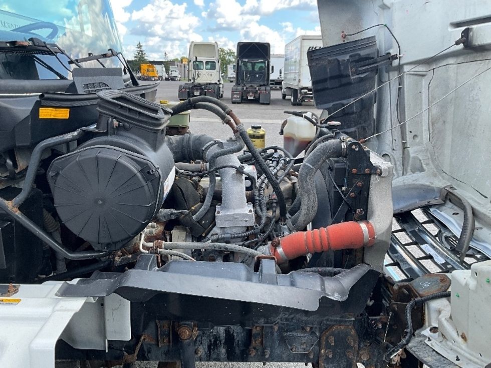 Medium Duty Box Truck-Light and Medium Duty Trucks-Hino-2020-268-Ottawa-ON-264,554\n\t\tkm-$ 71,750 - Image 22