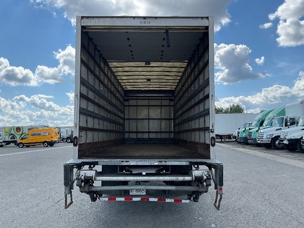 Medium Duty Box Truck-Light and Medium Duty Trucks-Hino-2020-268-Ottawa-ON-264,554\n\t\tkm-$ 71,750 - Image 8